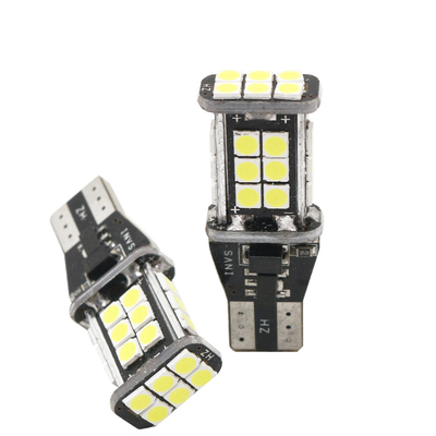 T15 3030 24SMD Canbus LED المصباح 12 فولت تسليط الضوء على عكس ضوء ركن السيارة